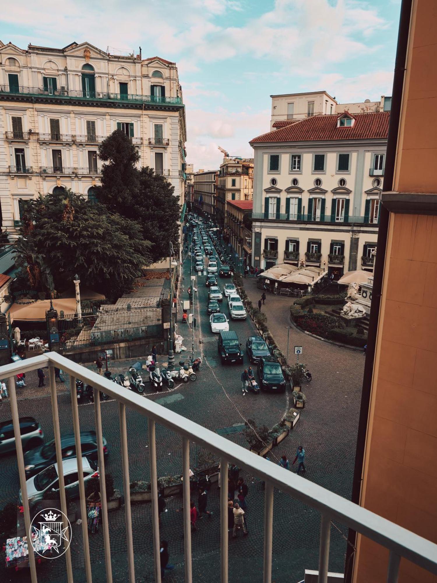 Vista Piazza Dei Martiri Bed & Breakfast เนเปิลส์ ภายนอก รูปภาพ
